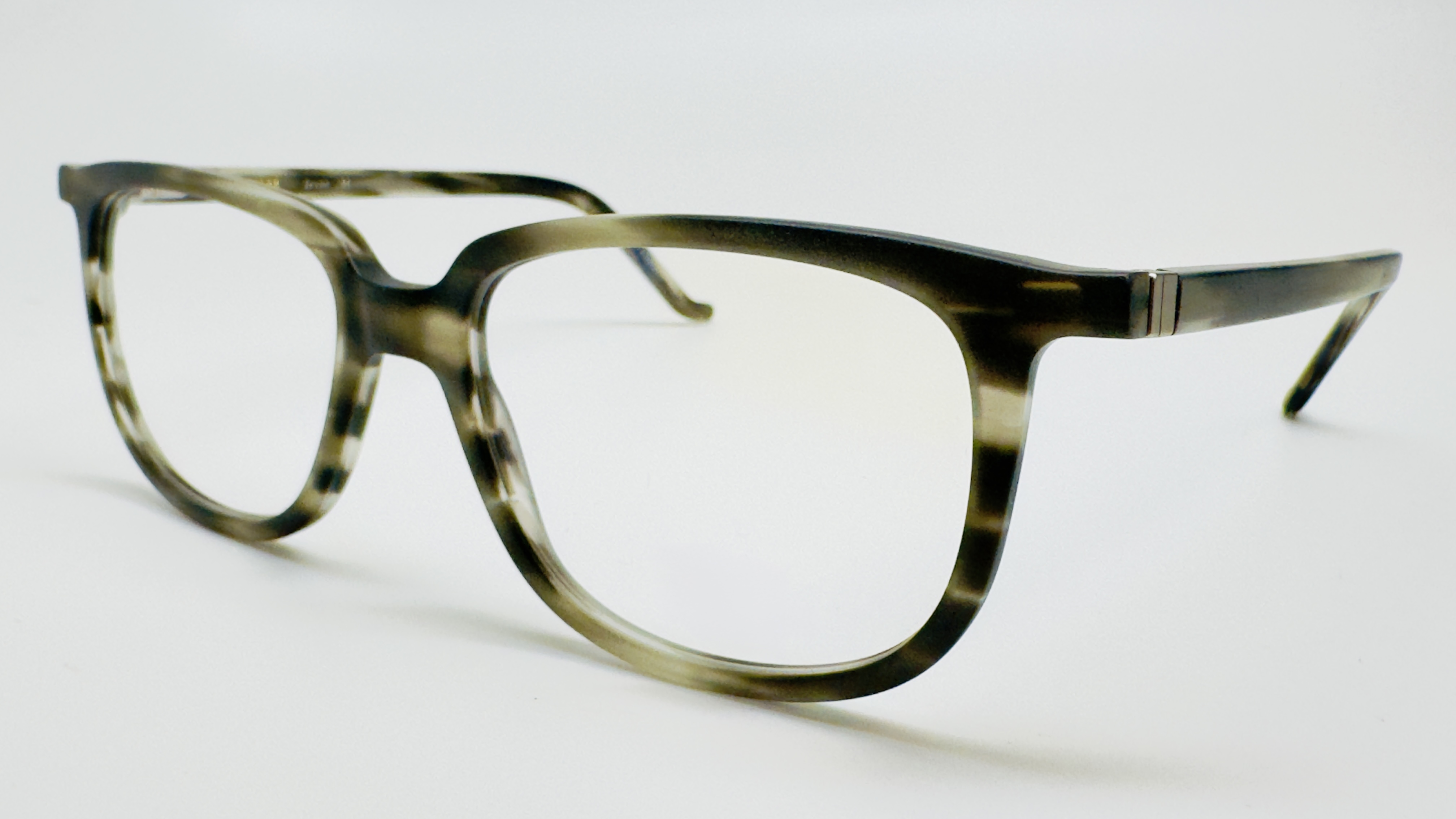 Grey Tort