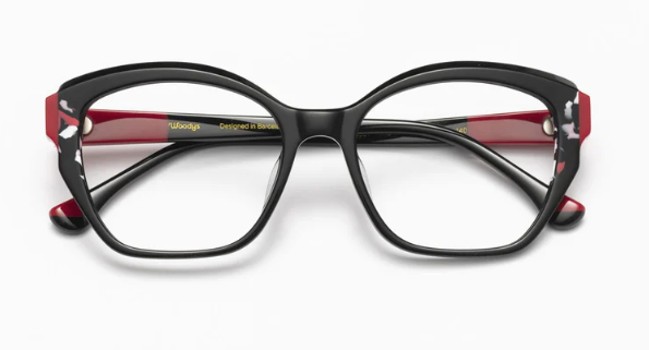 01 - Black/Red