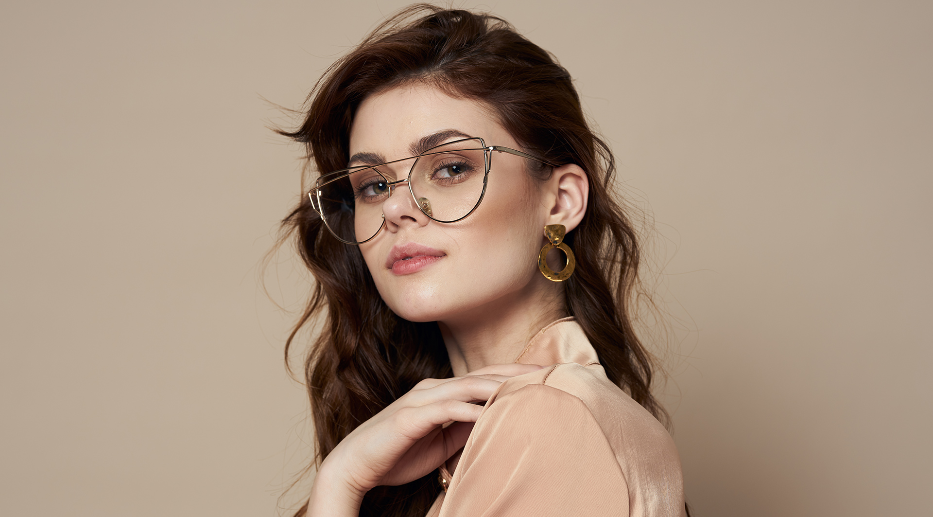 Eyecare Galleria has a reputation for excellence and service that will be evident once you visit our office. Our team of qualified doctors takes pride in providing the best quality eye care using the latest diagnostic technology.