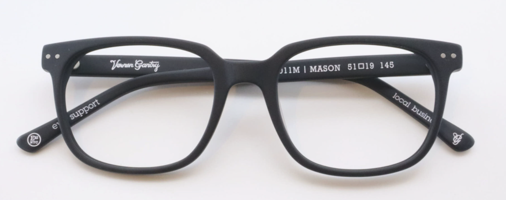 011M M BLACK