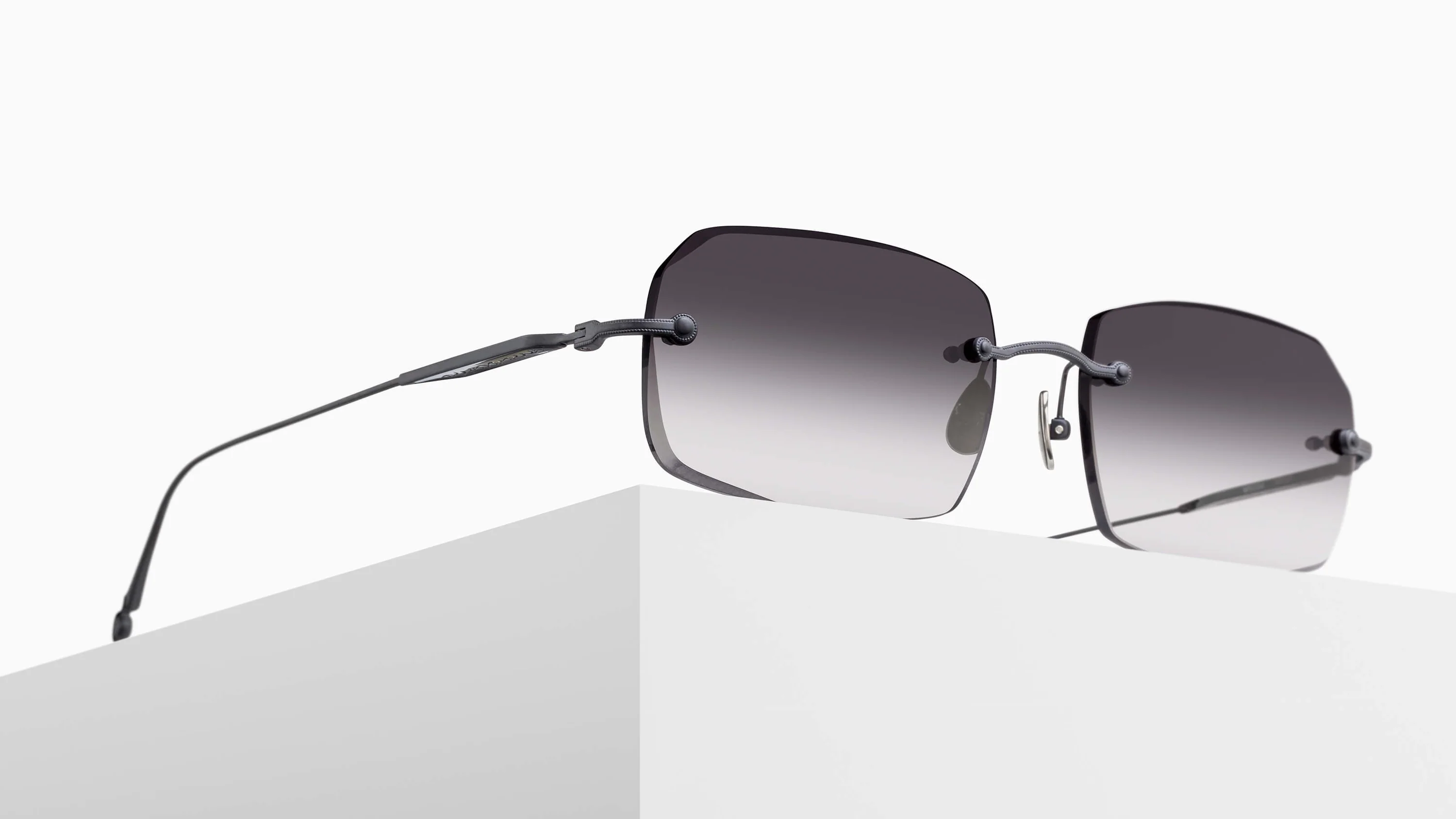 M5004 / MT BLACK
