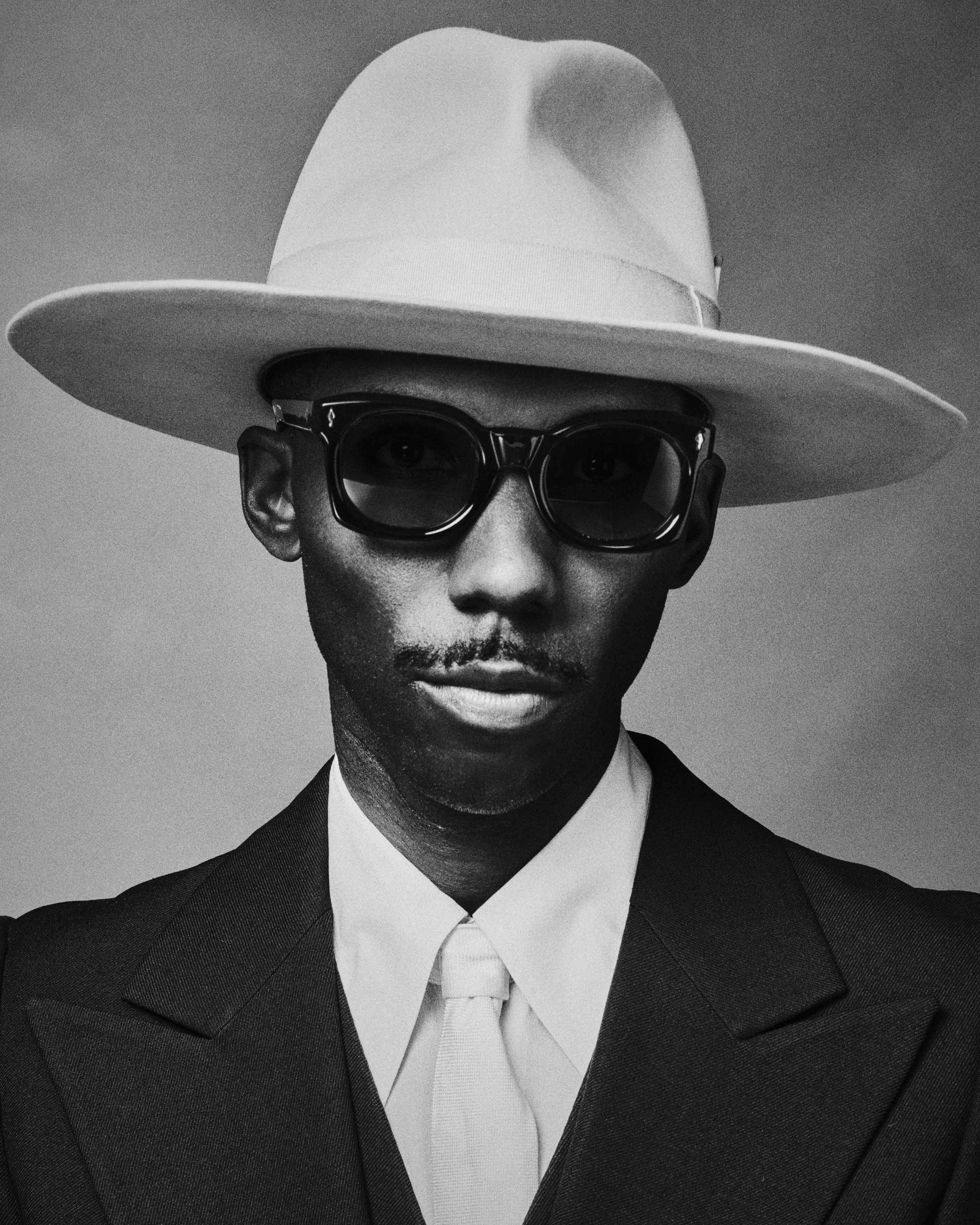 ELMYR / NOIR X