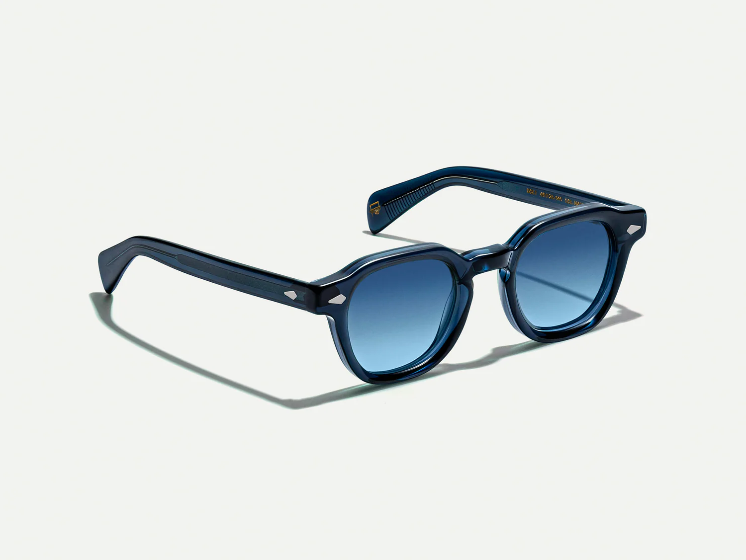 DOLT / NAVY