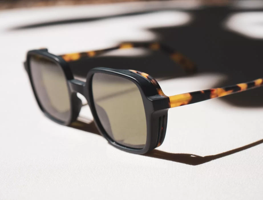 MANDA EXPLORER / MT BLACK HAVANA TARTARUGATO