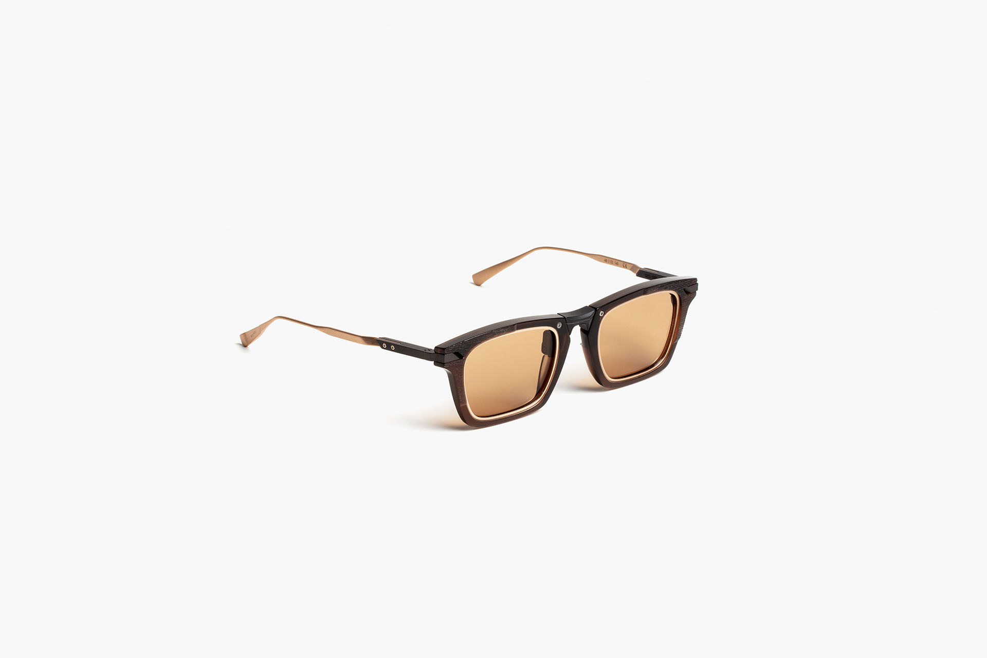 LT02E / BROWN