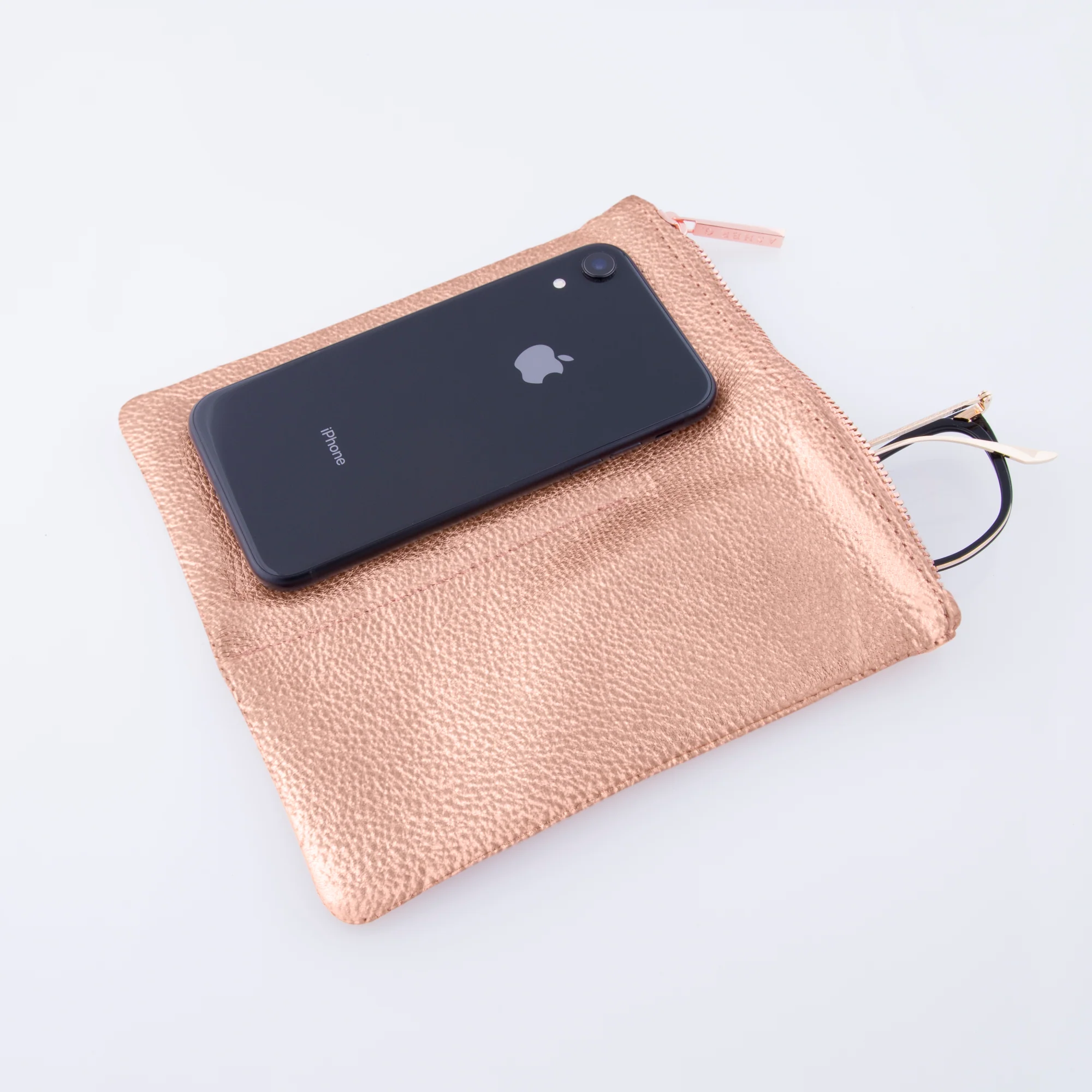 LEATHER CASE / METALLIC ROSE GOLD