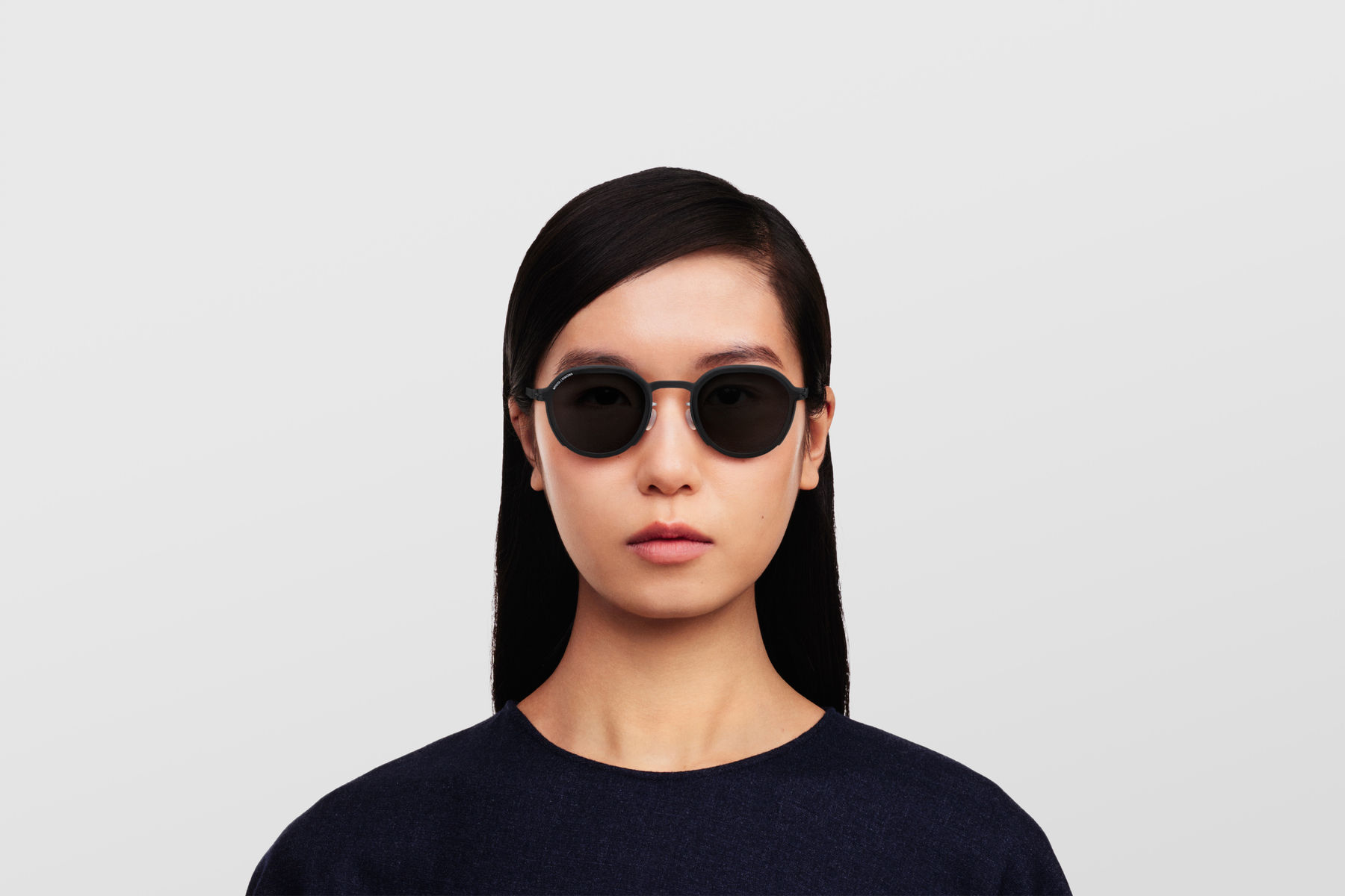 MR001 / AL4-BLACK/BLACK