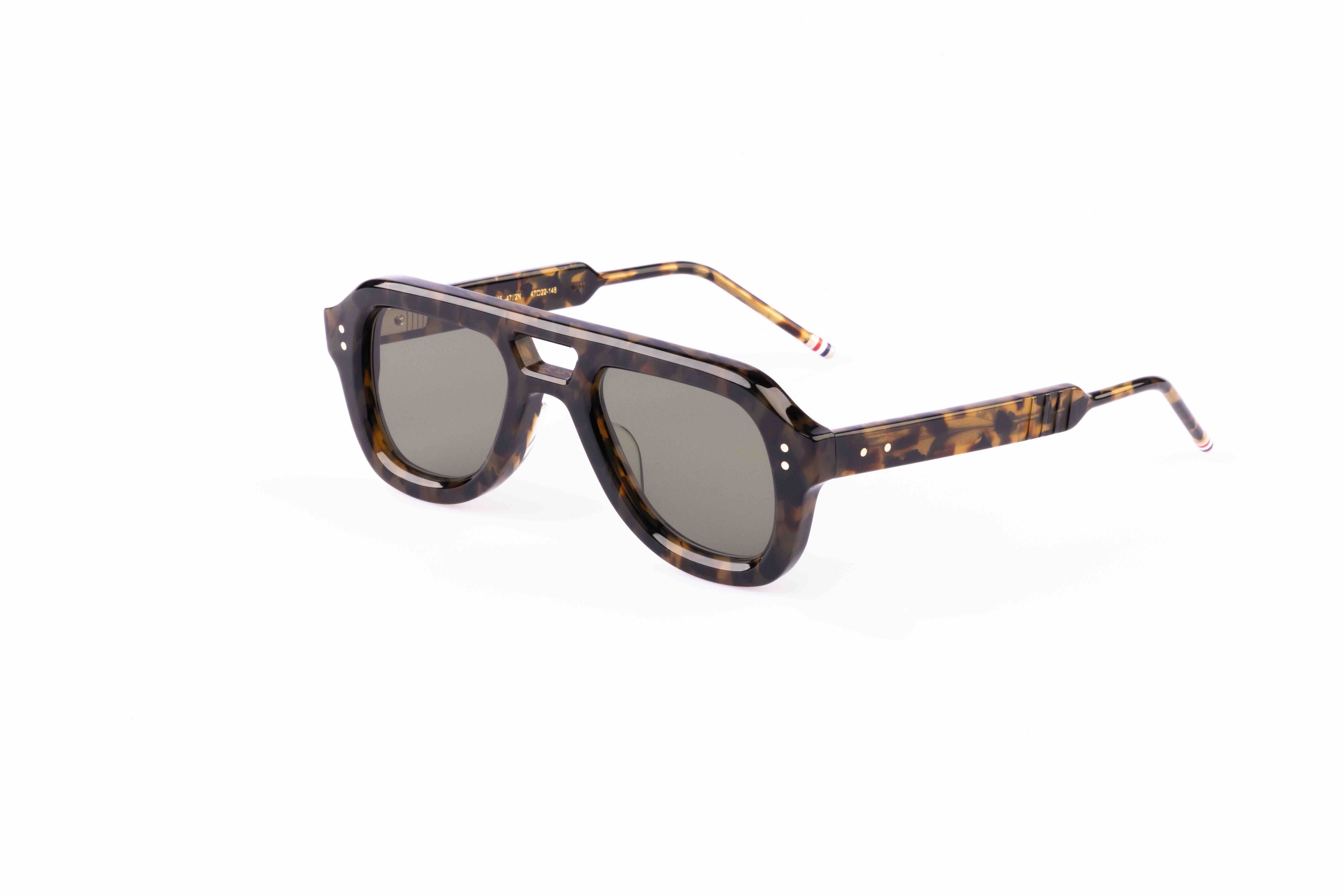 UES933A-G0002 / 205 DK BROWN