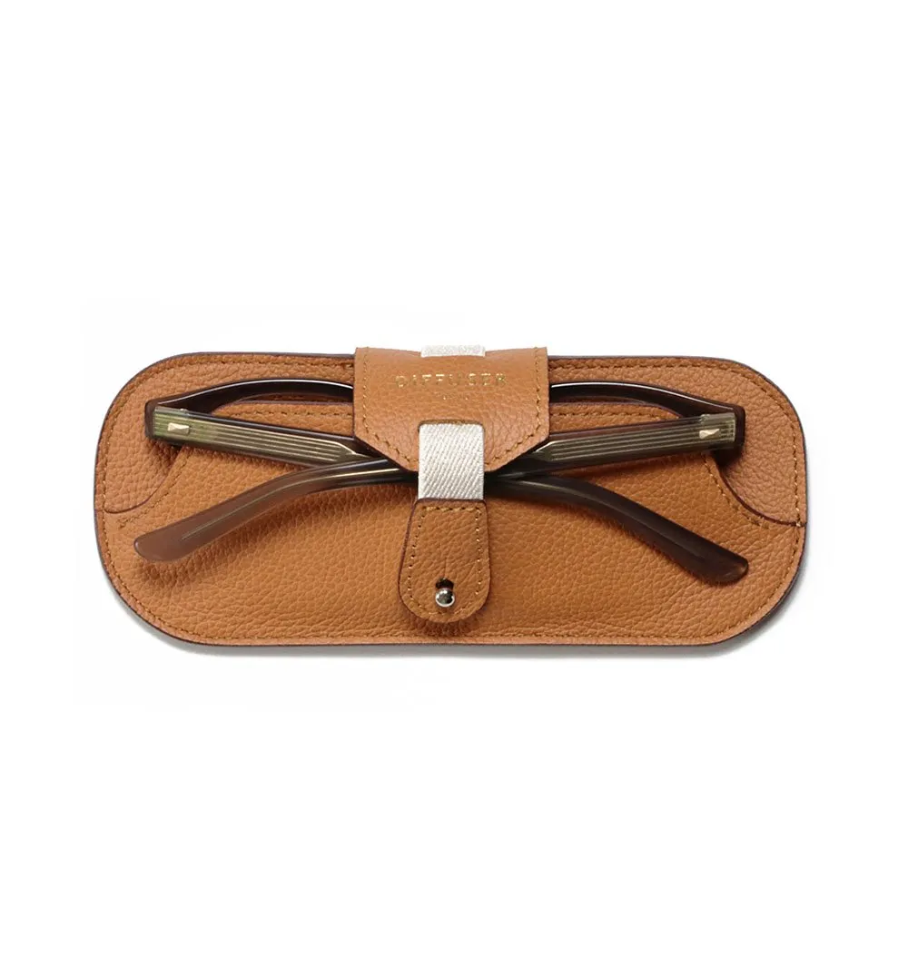 SHRINK LEATHER SMART CASE / CAMEL/BEIGE