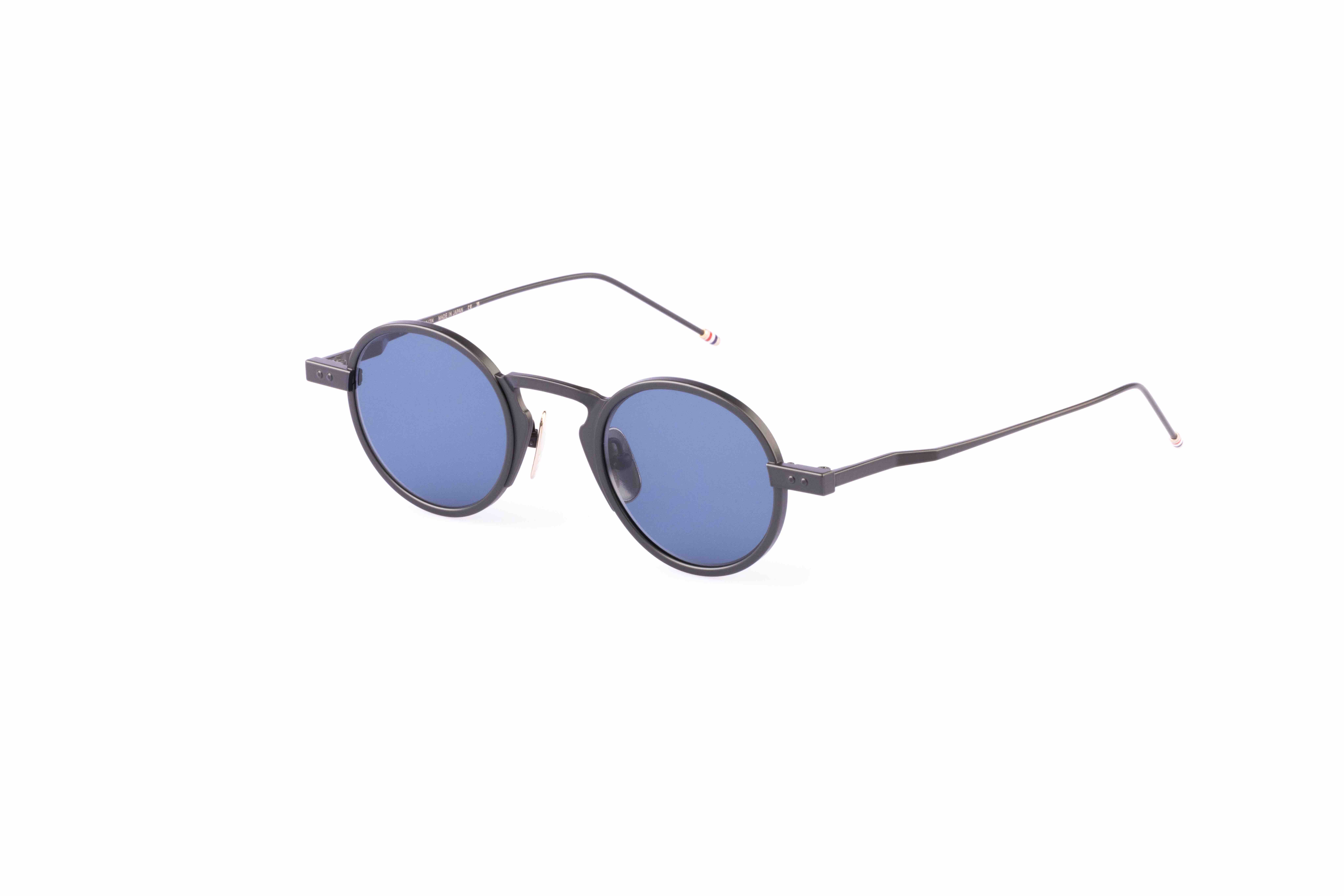 UES931A-G0001 / 004 BLACK CHARCOAL