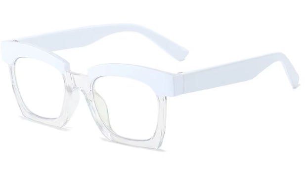White acetate cat-eye optical frames with geometric shape and translucent finish