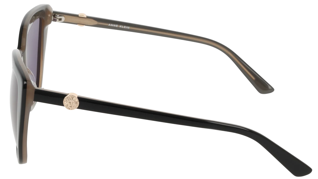 AK7111 / BLACK IVORY