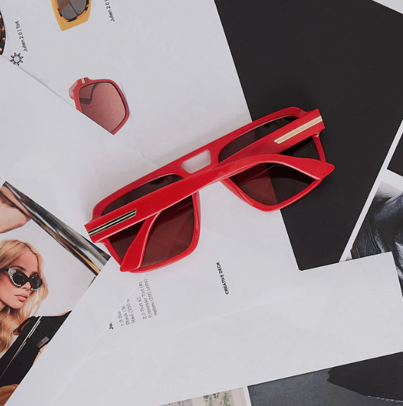 JULIEN / RED