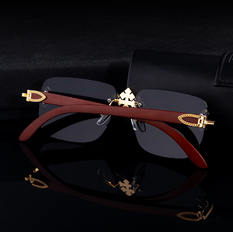 XN-90324 / Brown, Gold, - Dark to light Lenses