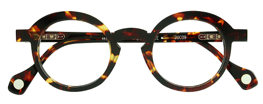 20C09 - Brown/Yellow Tortoise