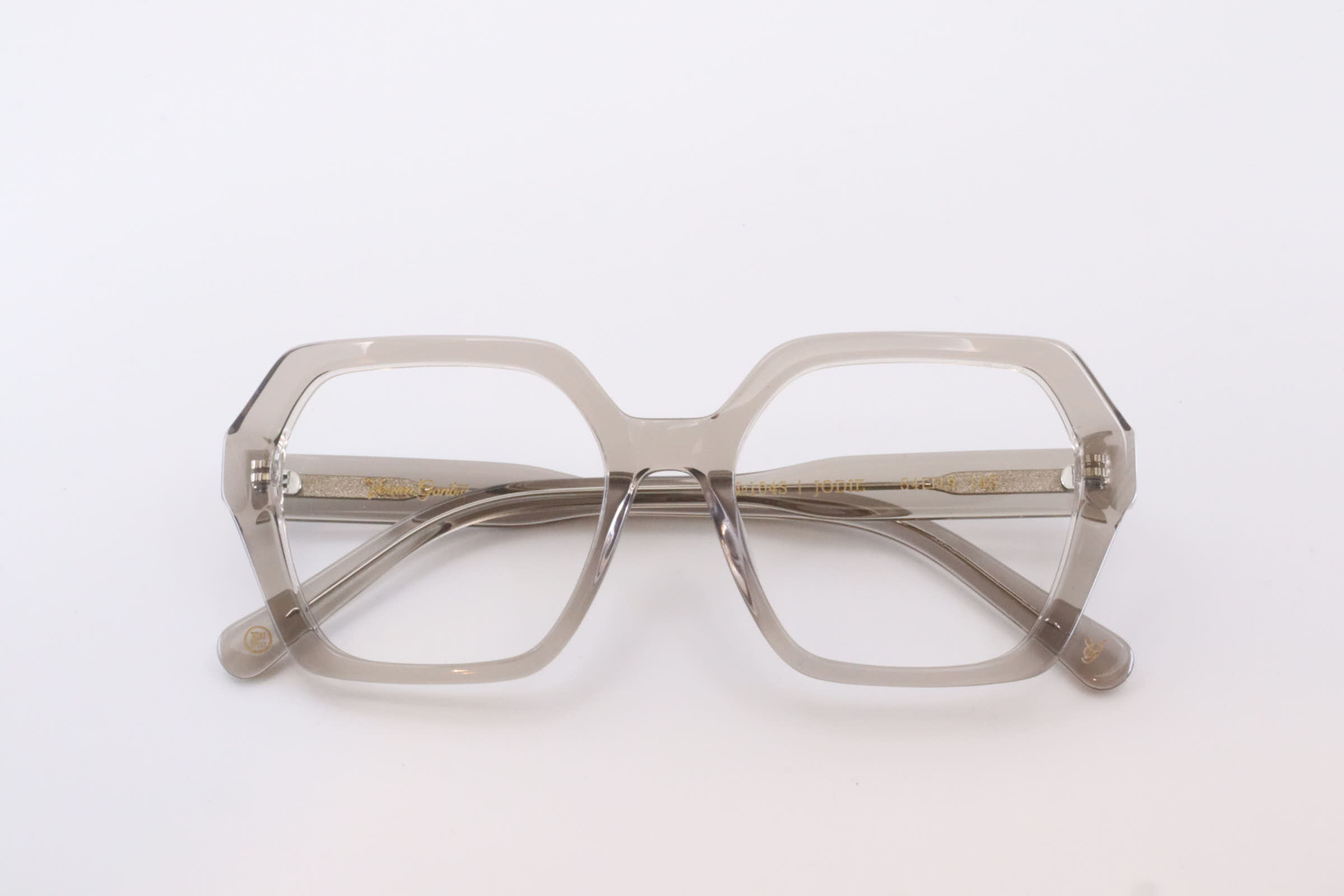 Gray Transparent (104S)