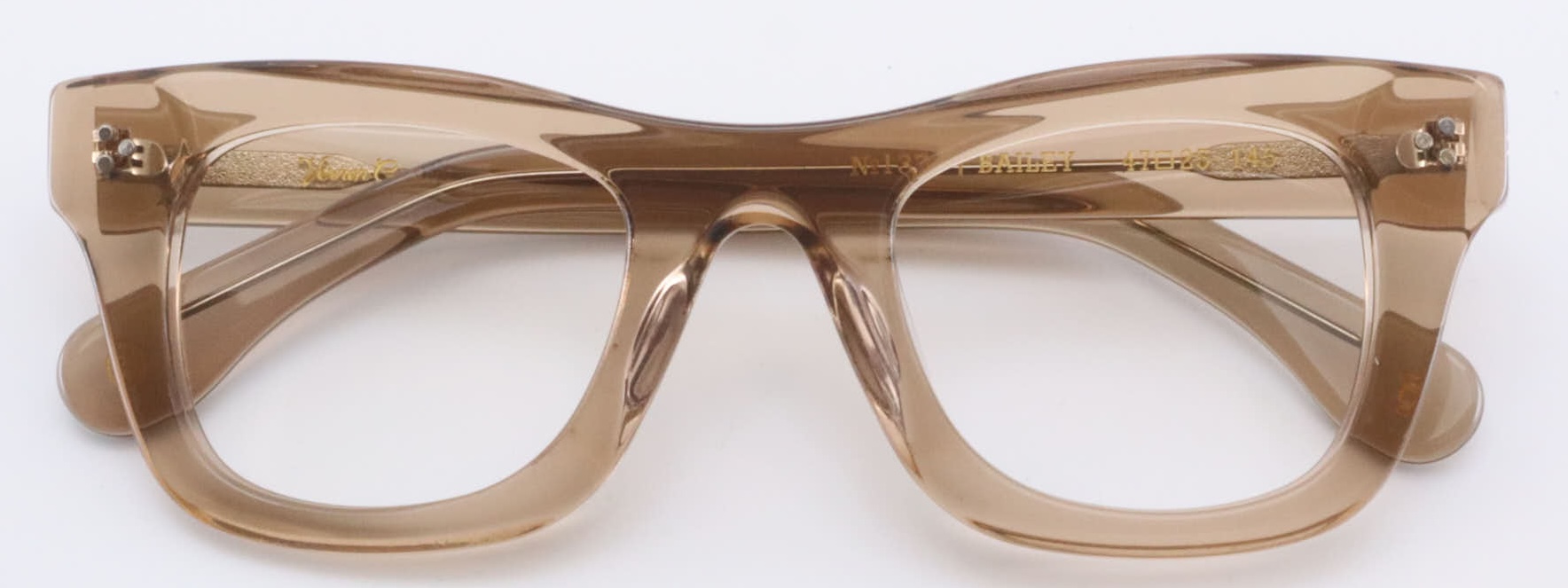 Transparent light brown (137S)