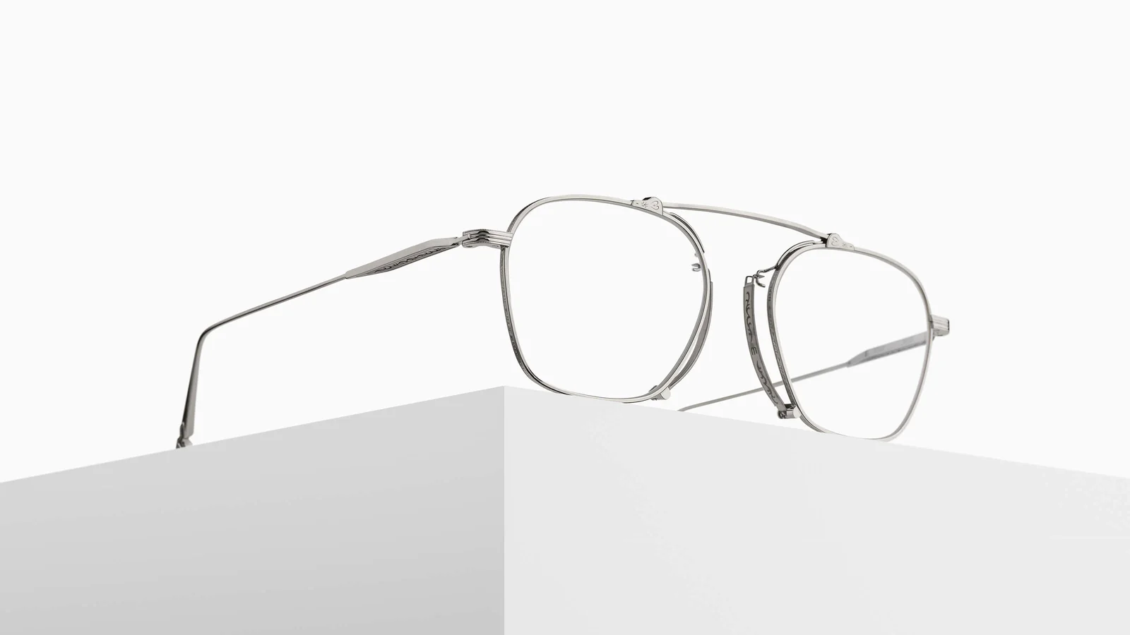 m3129 / Palladium White