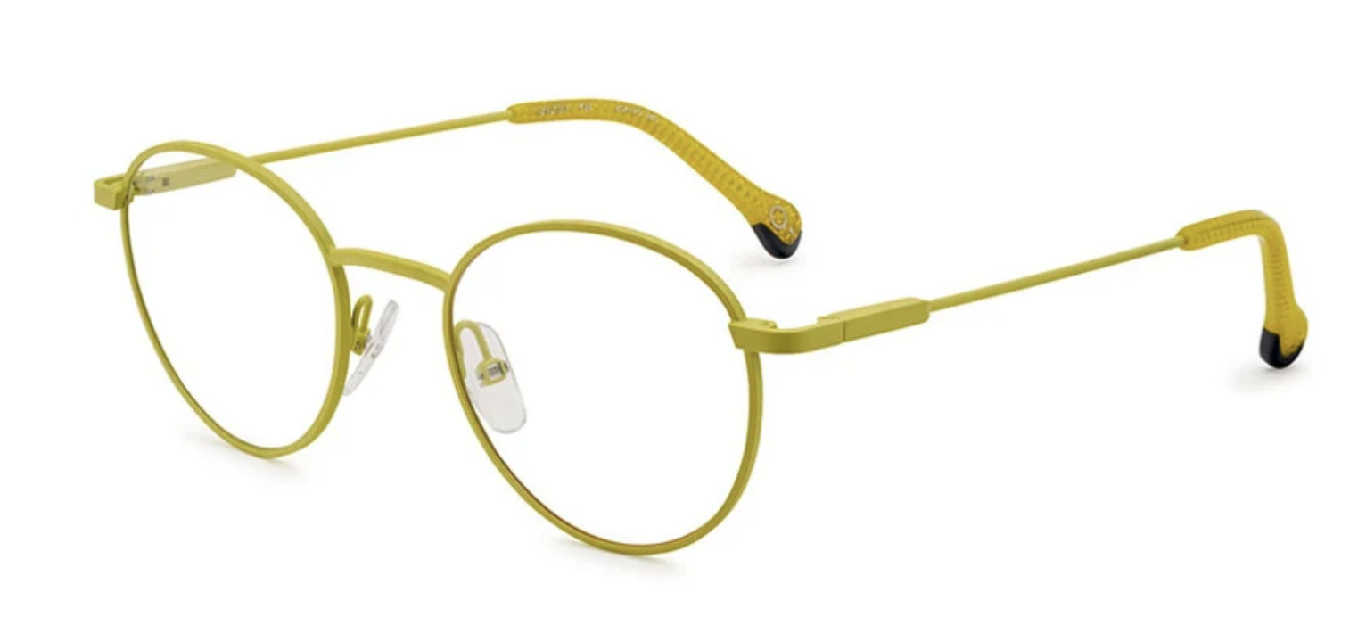 YW - Yellow