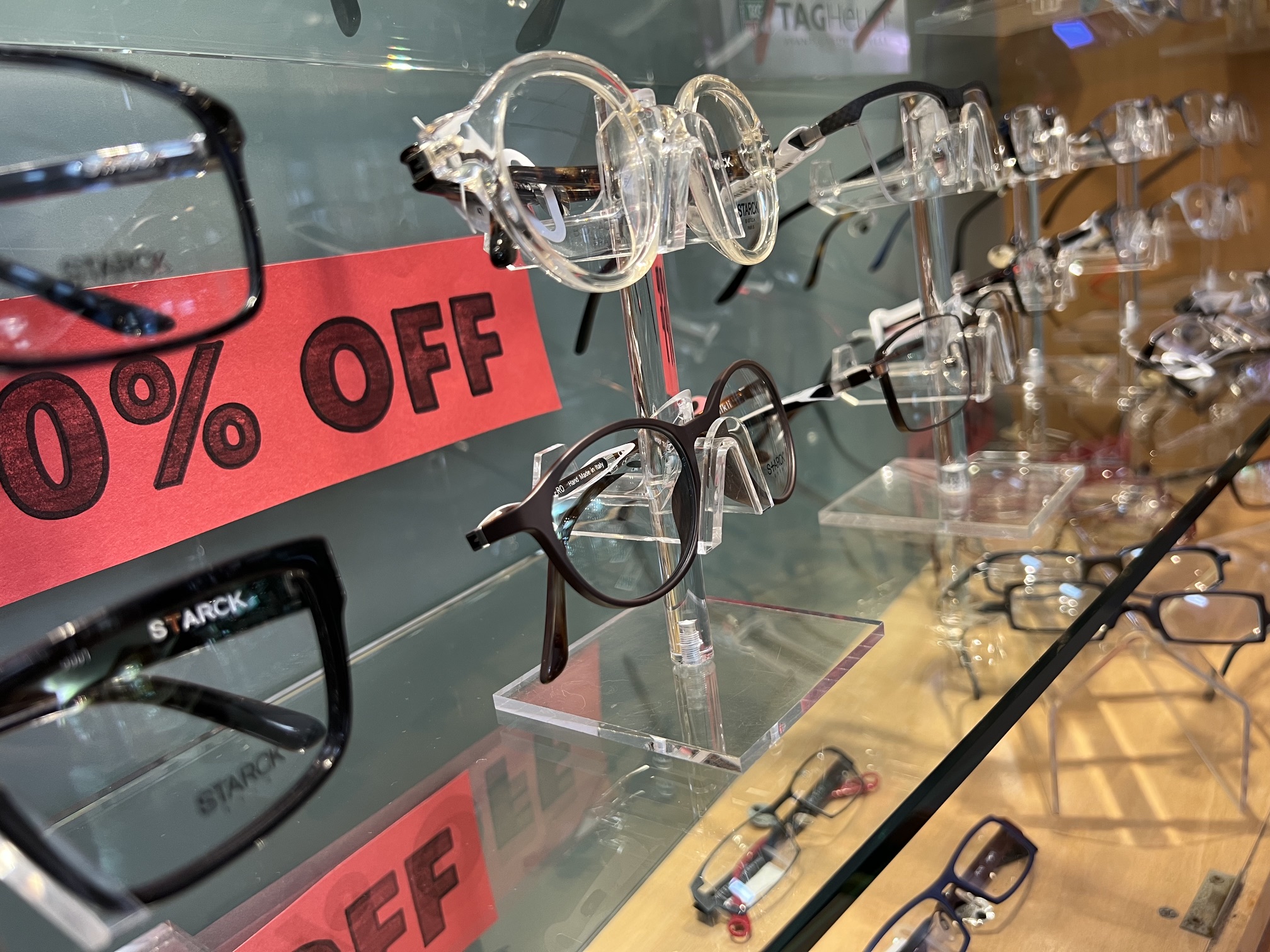 SHOP OUR DISCOUNT FRAMES HERE!