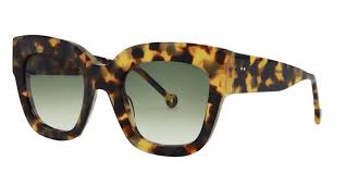 Vouge Tortoiseshell
