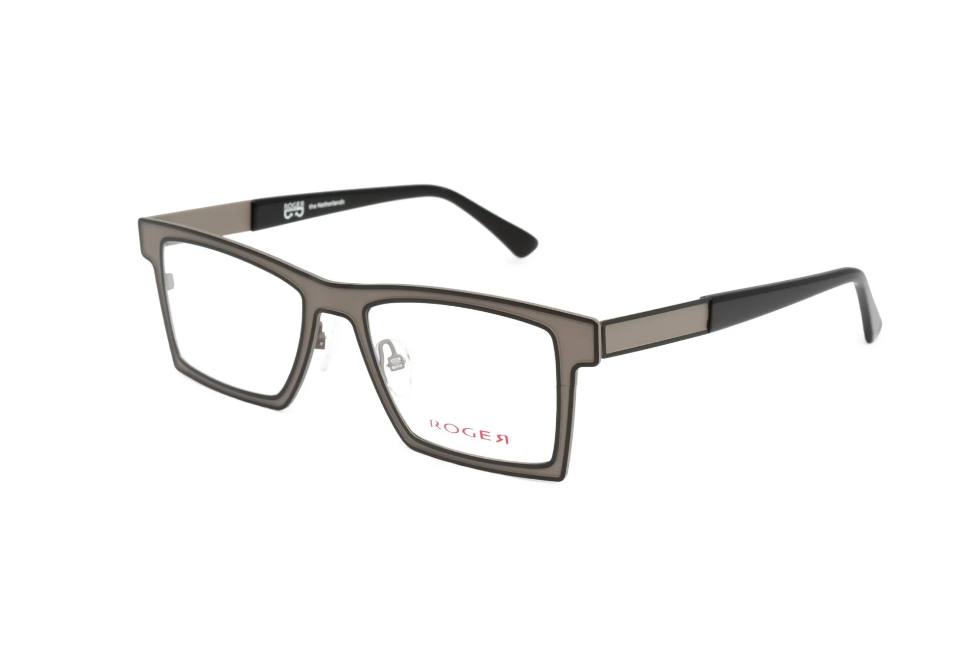 C3 GREY TAUPE/BLACK TRIM