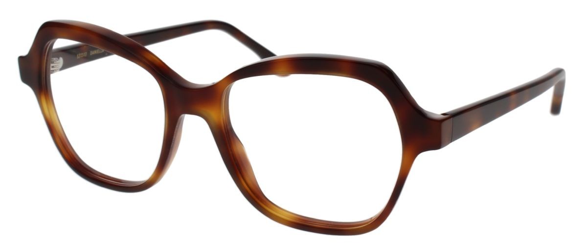 C41G BROWN AMBER DEMI