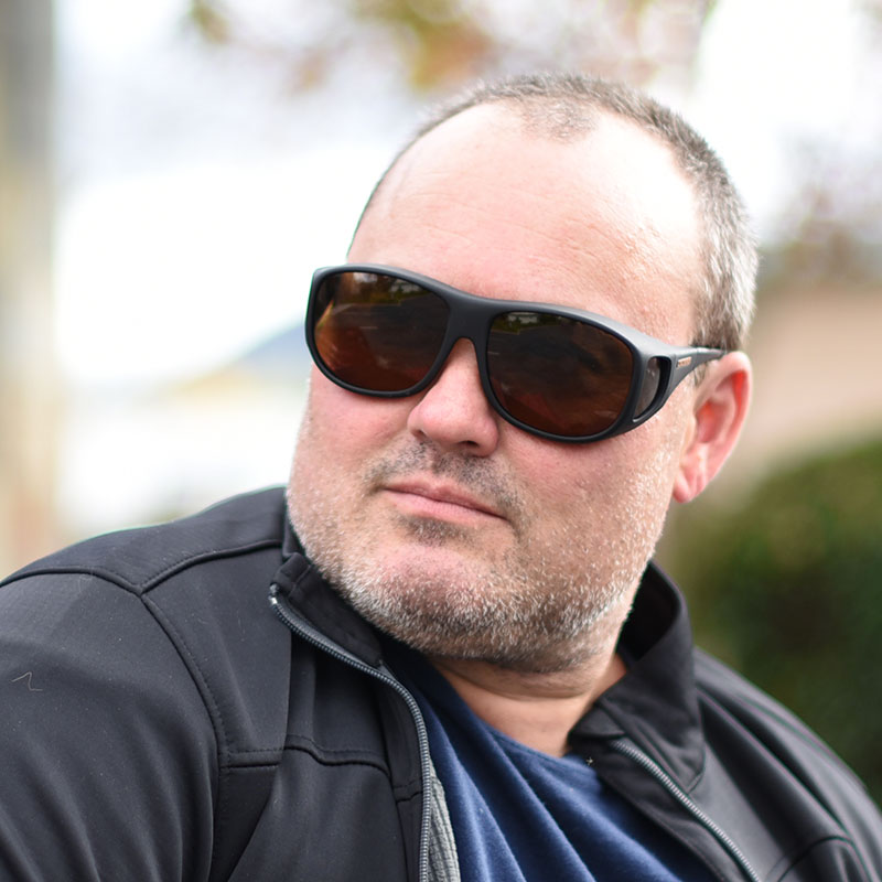 Pilot (L) / Leopard / Amber