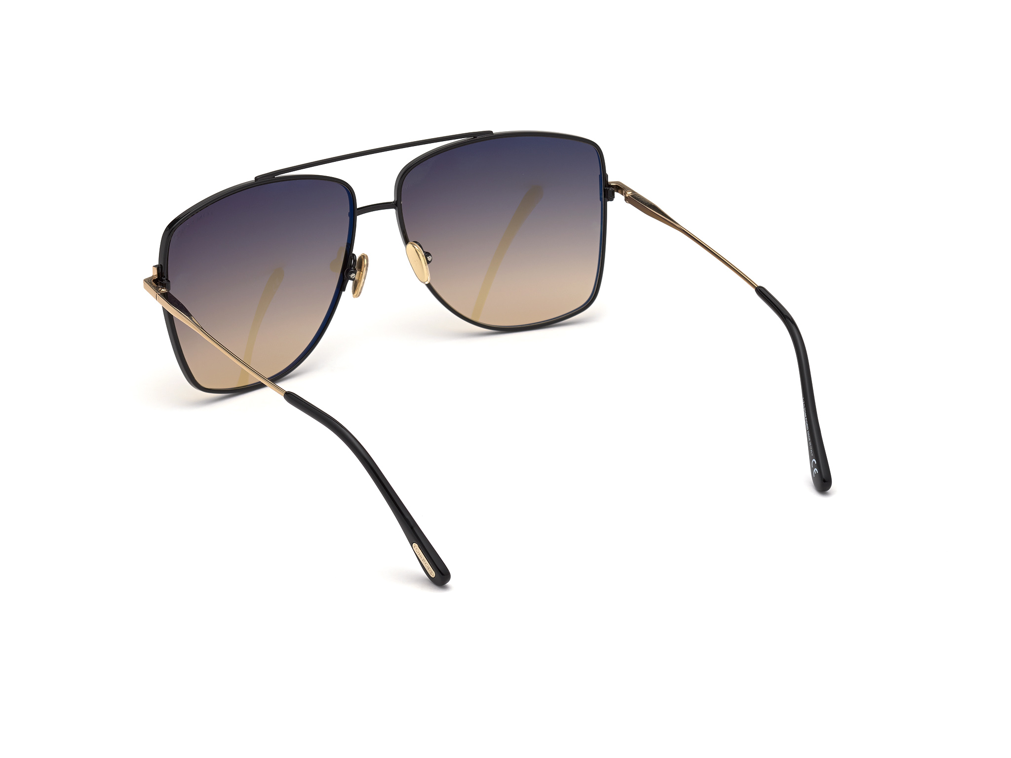 FT0838 / shiny black / gradient smoke