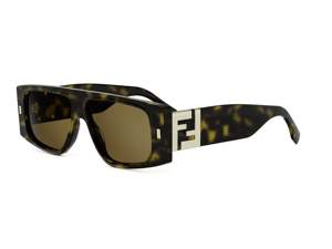 FENDI FE40214U square sunglasses in 52 E