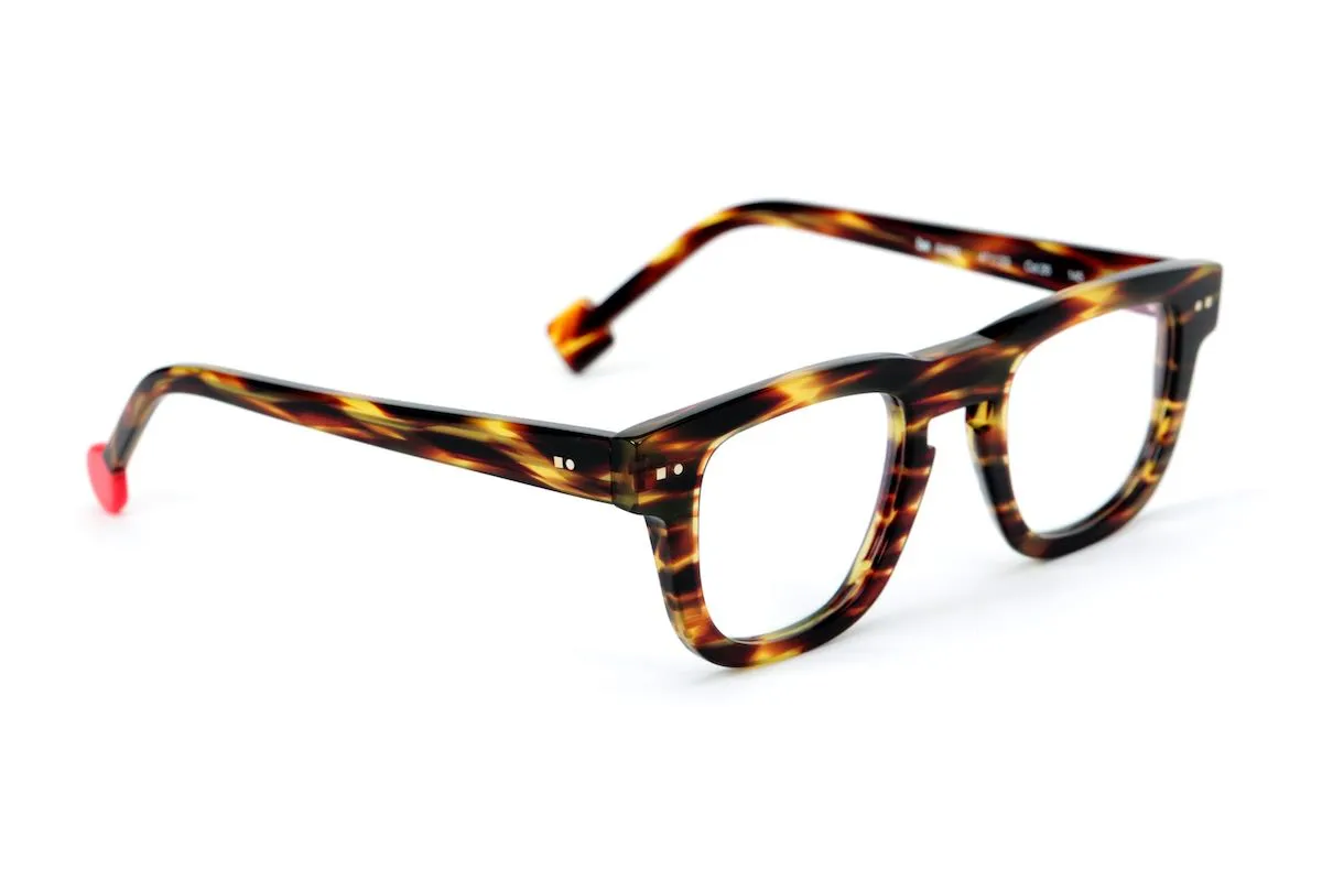 Dk. Veined Tort/Matte Red