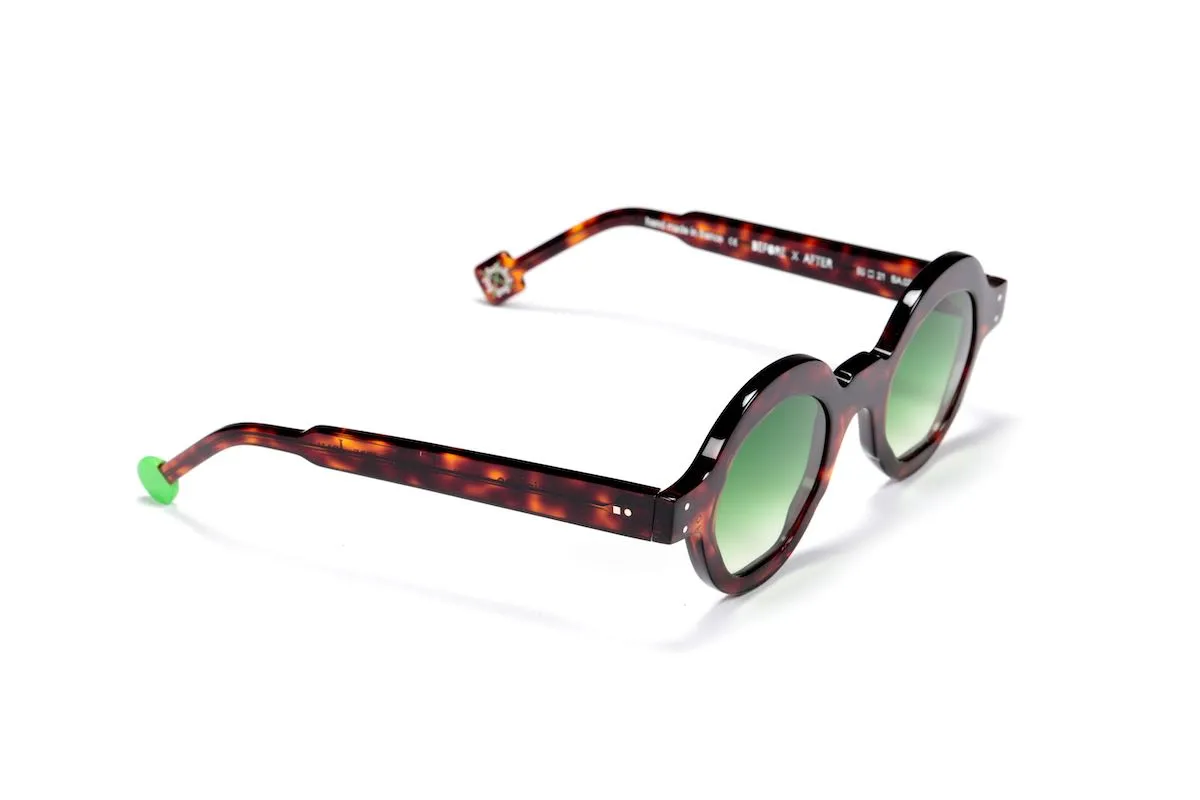 Tortoise Cherry Green Grad