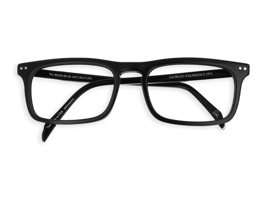 Black 001