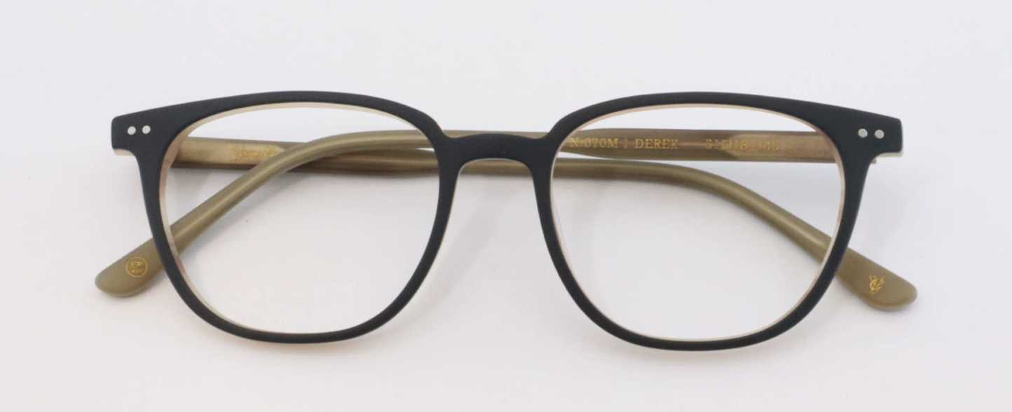 070M VINTAGE BLACK MATTE