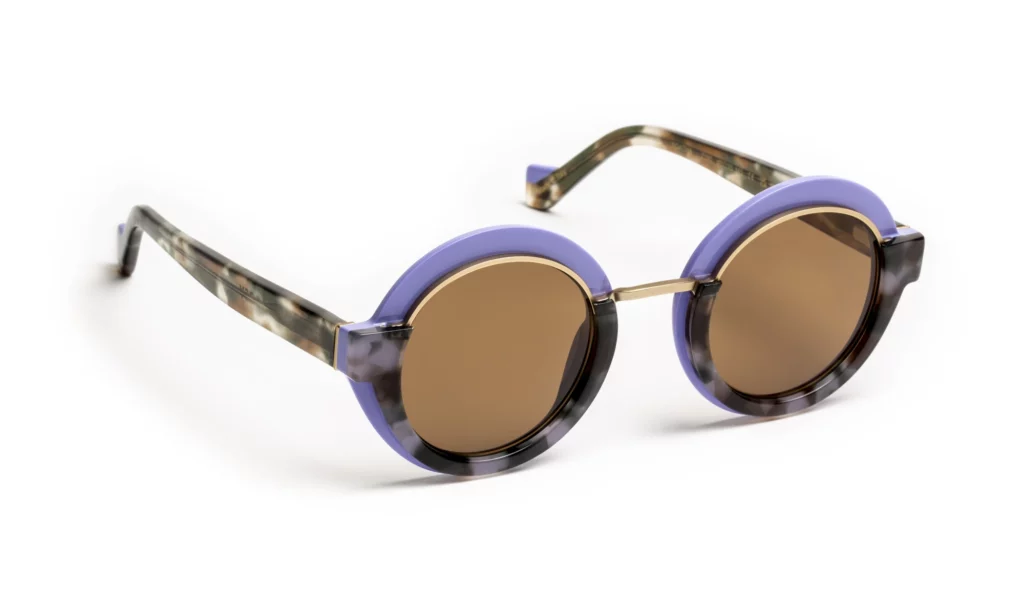 Lavender/ Demi Black