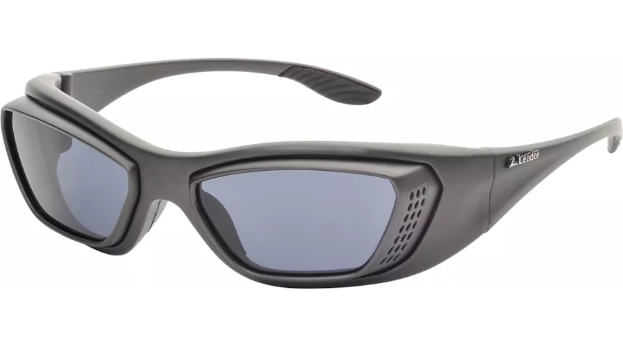 Gray / Grey