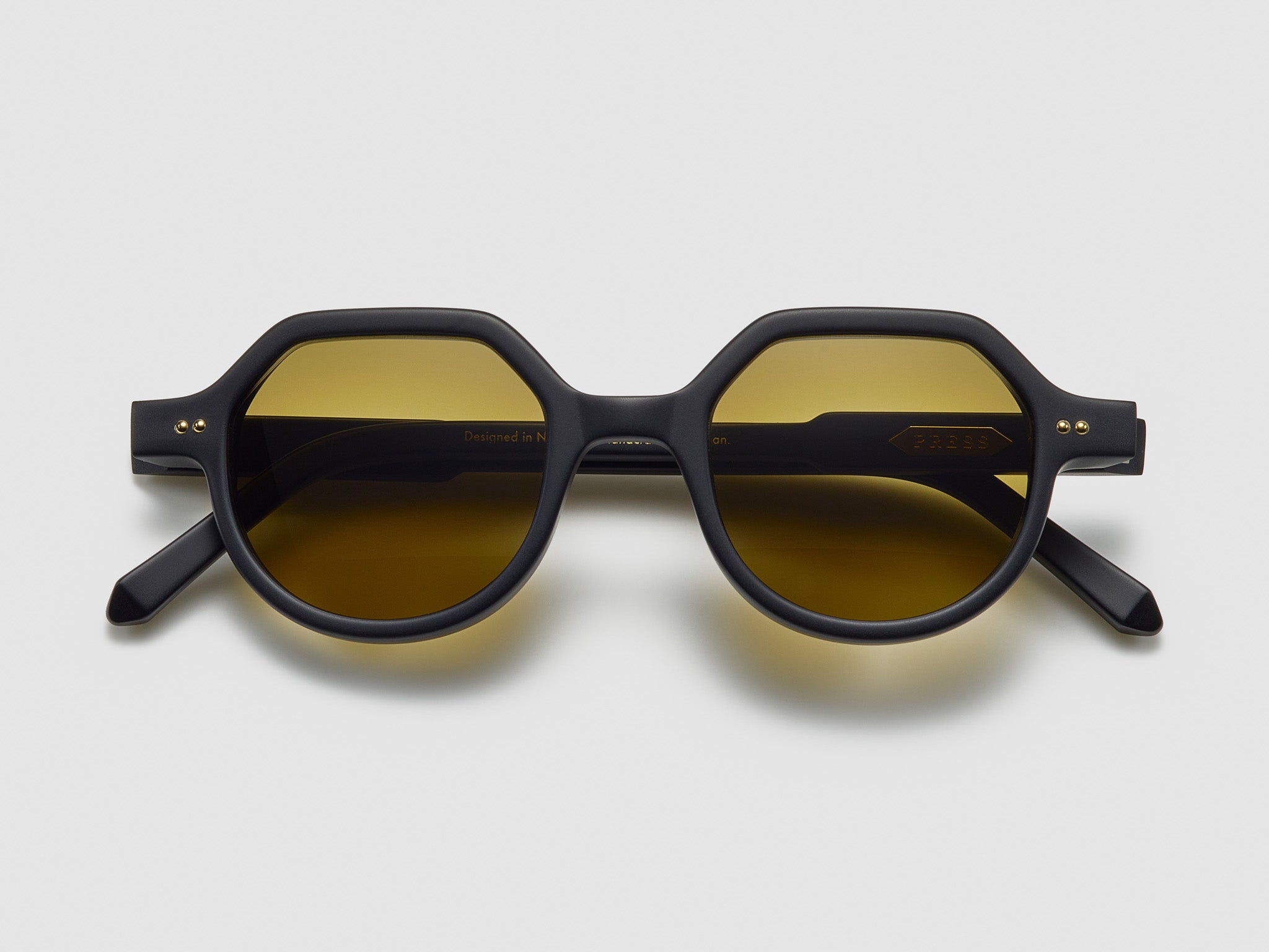 Matte Black / Gold