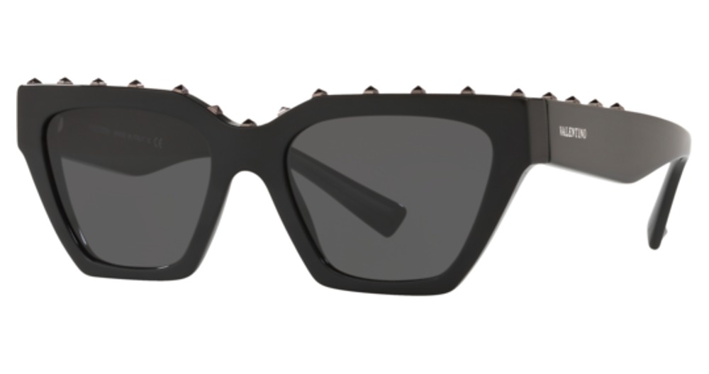 BLACK / SMOKE