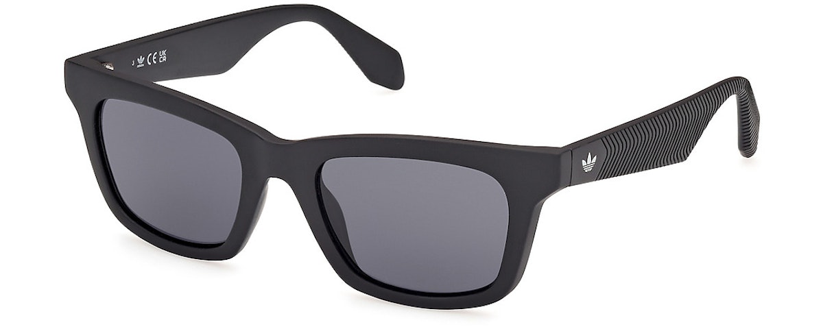 matte black / smoke