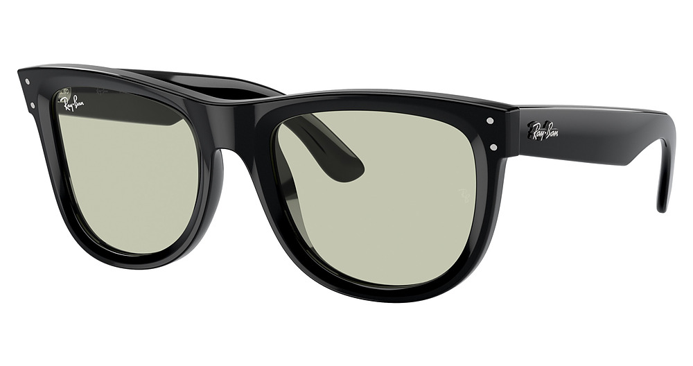 Ray-Ban RBR0502SF WAYFARER REVERSE sunglasses in Black/Light Green