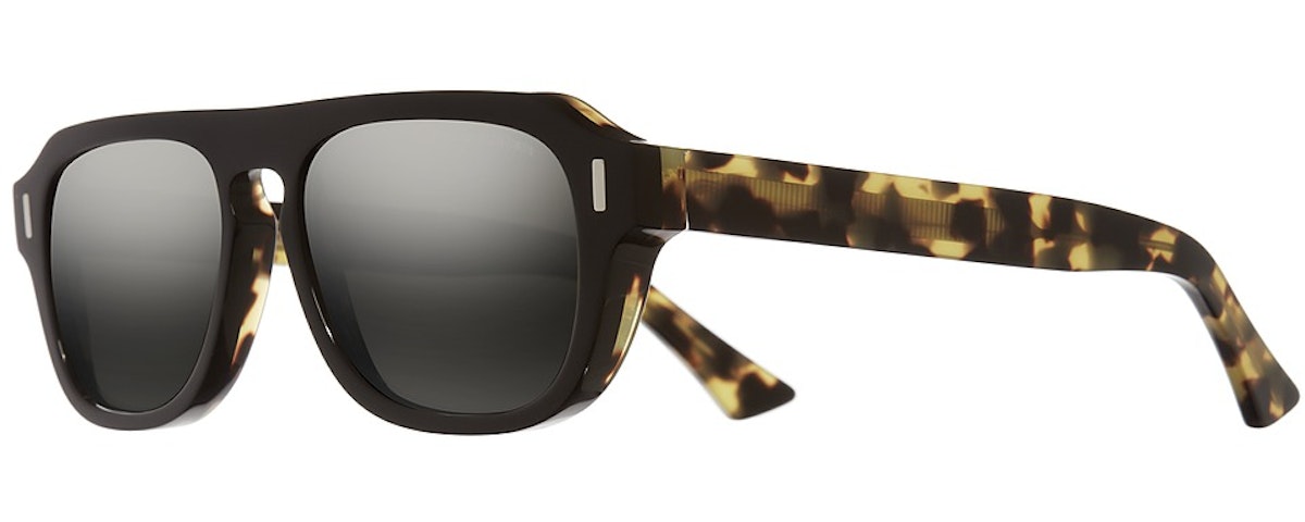 (006) BLACK ON CAMO