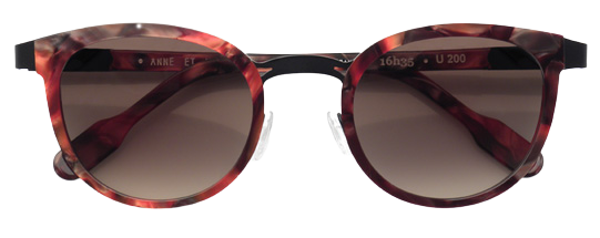 U200