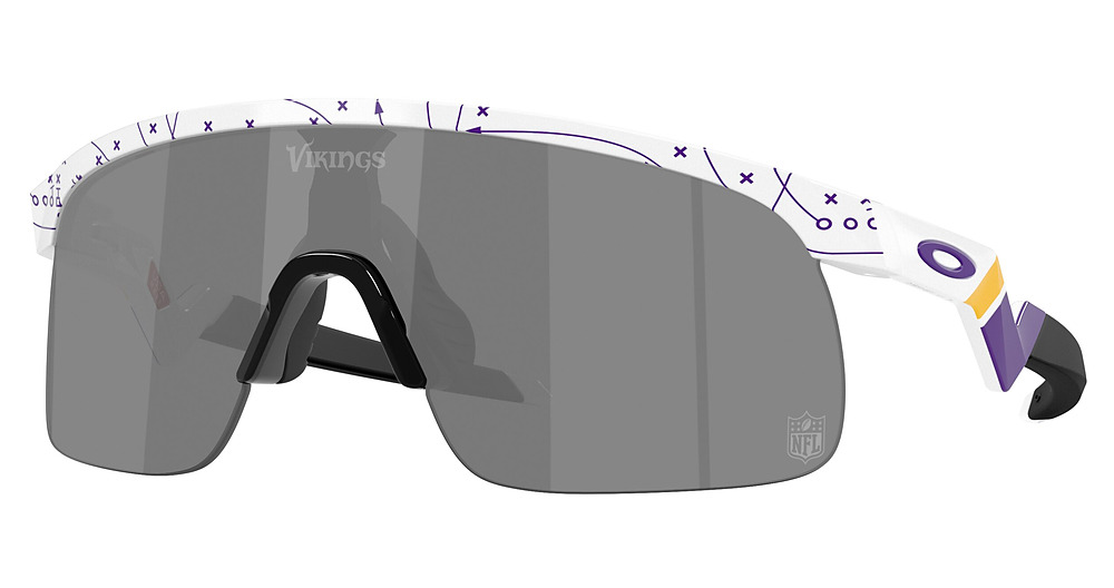 MIN 25 PLAY WHITE / PRIZM BLACK