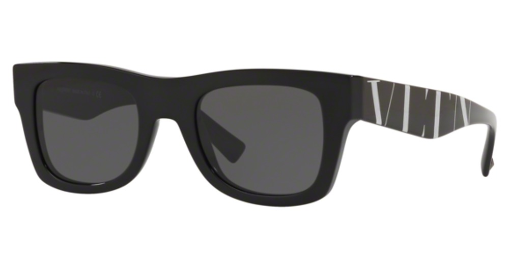 BLACK / SMOKE