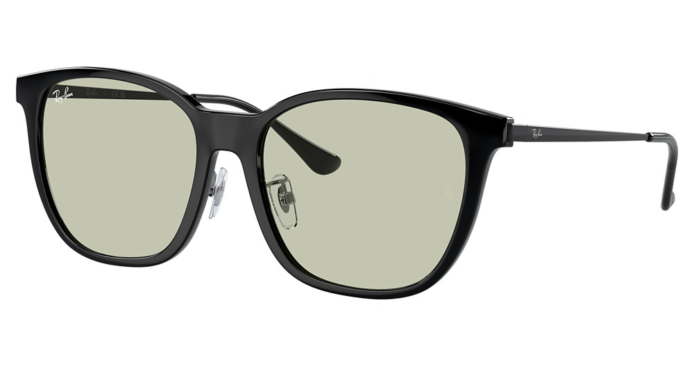 Ray-Ban RB4333D aviator sunglasses in Black/Light Green